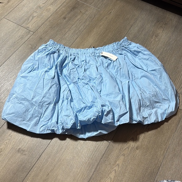 NWT! By Anthropologie Mini Bubble-Hem Skirt in Baby Blue - Size Large 🕶️🥐 - Picture 8 of 10